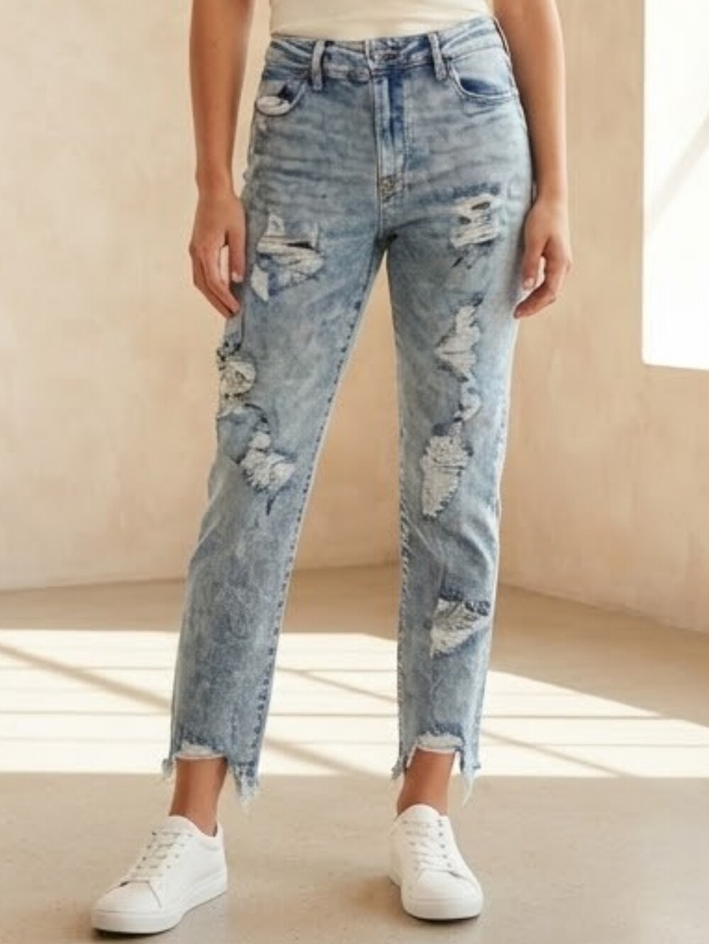 American Eagle Hi-Rise Jegging Crop Ripped Light Wash Distressed Size 16 Short